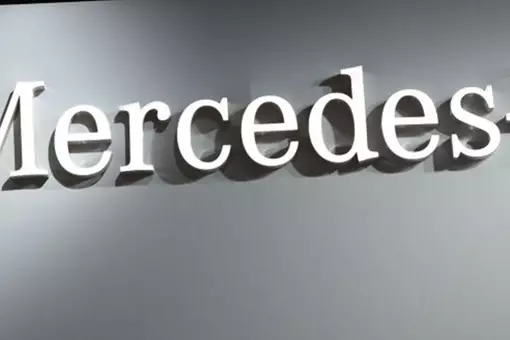 Mercedes-Benz accused in China