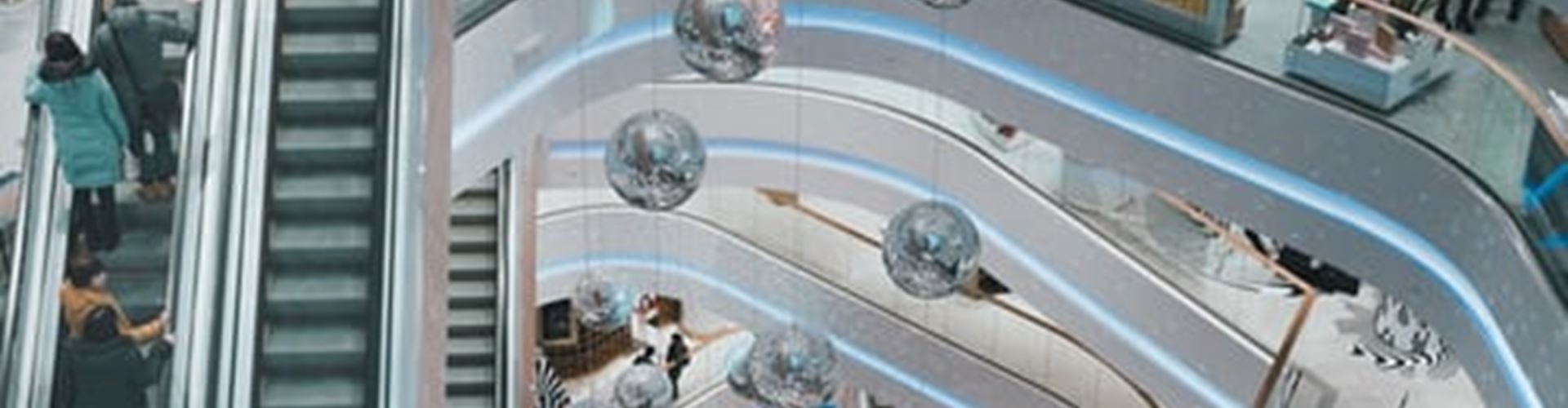 How to be a successful retail manager