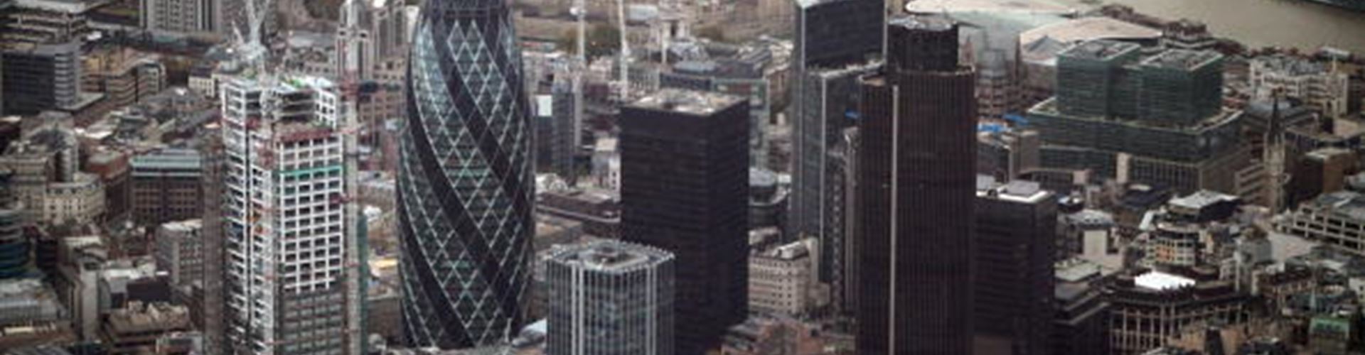 UK finance workers witness strong growth in job market