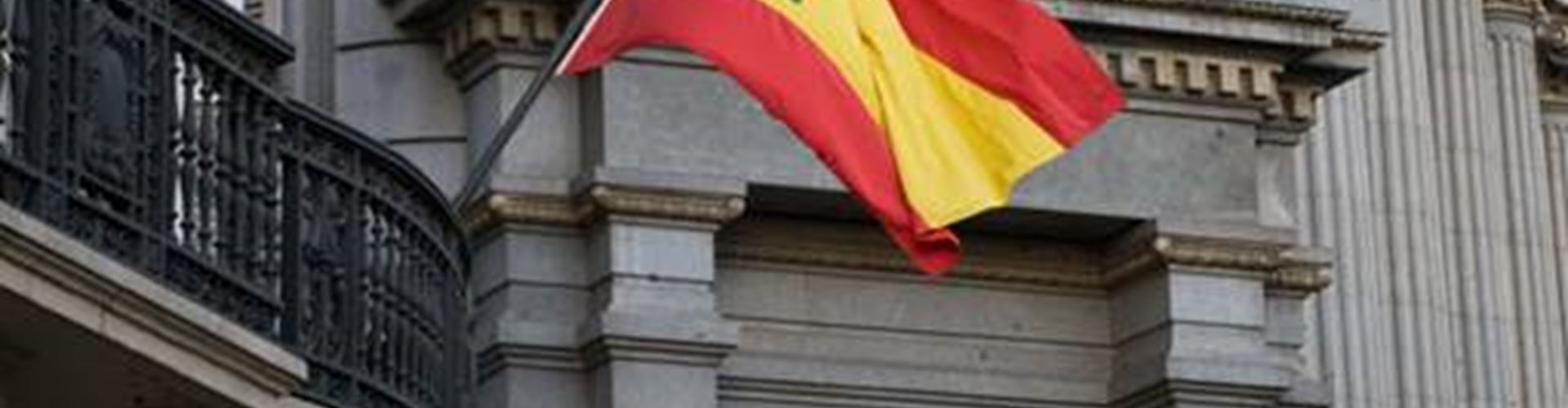 Spain and Greece get higher credit ratings