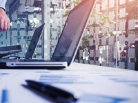 Online Postgraduate Management Certificates: Flexible Learning for Professionals